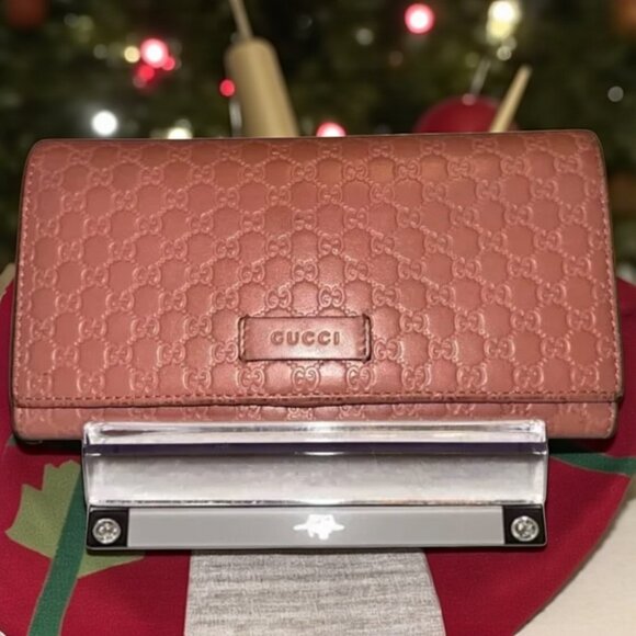 Gucci  Soft Microguccissima Continental Wallet Soft Pink (EUC) - Picture 1 of 8